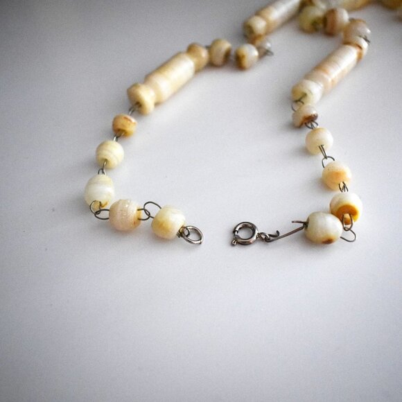 VTG Teardrop Pendant and Carved Bead Boho Necklace - Picture 7 of 15